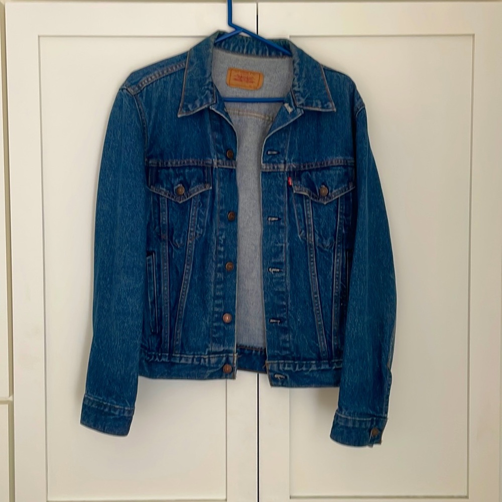 Classic Levi’s Denim Jacket - image 1
